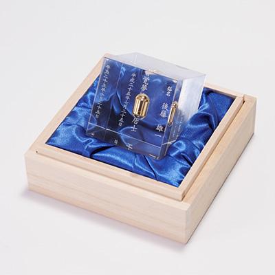 ふるさと納税 尾張旭市 クリスタルメモリー心晶【透明・基本形】 |  | 01