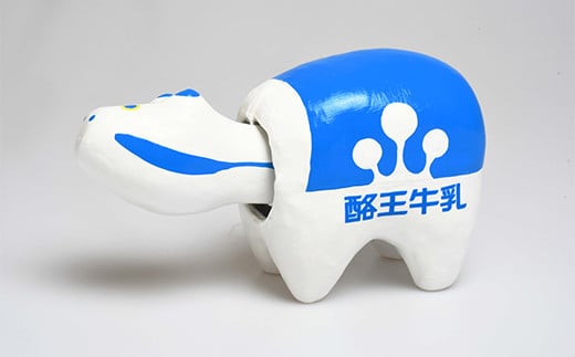 酪王牛乳 赤べこ  人形 工芸品 インテリア F23R-844