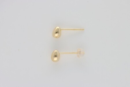 K18イエローゴールド　卵型ピアス　シリコンキャッチ付　9000514225