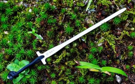 【10cm 4本セット】ステンレス製キャンプ用ペグ 『剱（つるぎ）』10cm | 福善刃物工業 アウトドア用品 キャンプ用品 M06S38