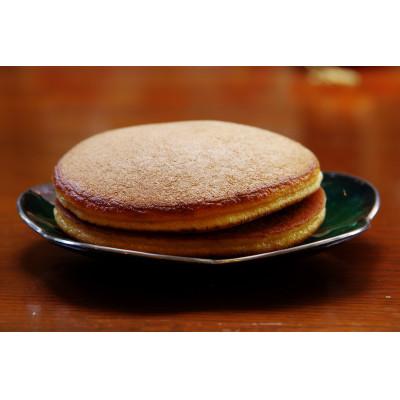 ふるさと納税 伊勢原市 お試し3個!手焼き特製どら焼き 3個入り (つぶあん2個・こしあん1個) |  | 03