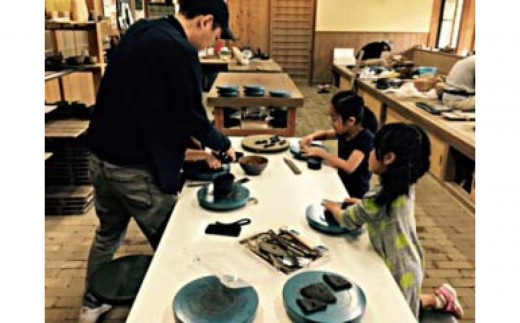 【備前焼・手びねり体験】小窯焼成コース【体験チケット 体験券 陶芸 体験 備前焼 ご飯 茶碗 マグカップ 小皿 ろくろ 手回しろくろ 初心者 おすすめ 人気 岡山県 夢幻庵備前焼工房】