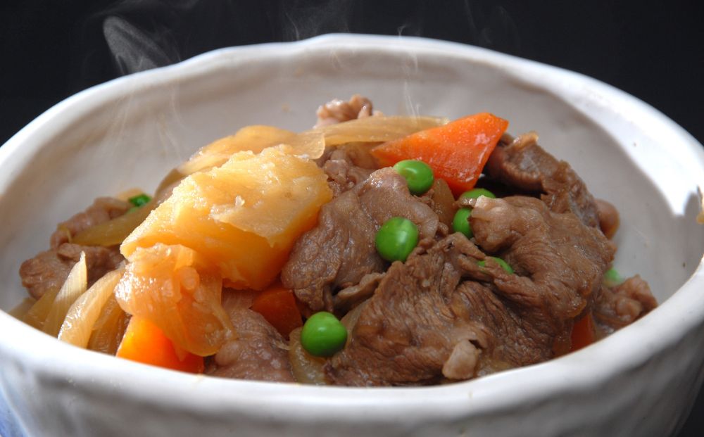 (冷凍) 大和牝牛 切り落とし肉 200g×5 YMKO1 ／牛丼 肉じゃが 焼肉 バーベキュー アウトドア キャンプ 贈答用 贈り物 太田家 奈良県 宇陀市 ふるさと納税