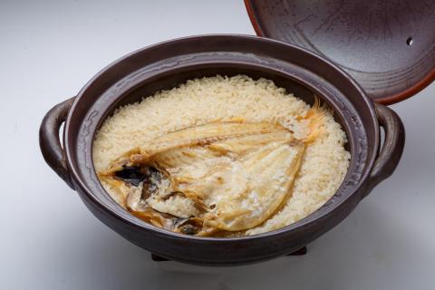 のどぐろ干物１９０ｇ・２４ｃｍ前後４枚　厳選　うす塩味　河野乾魚店 【1337】