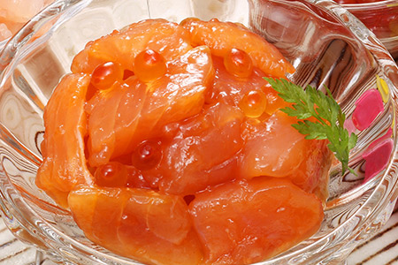 〈佐藤水産〉潮合セット3.鮭ルイベ・いくら・いか塩辛・えび塩辛　【魚貝類・サーモン・えび・塩辛・鮭・イカ・魚貝類・漬魚・いくら・醤油漬け】