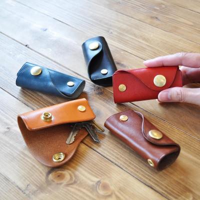 ふるさと納税 長岡京市 栃木レザー コンパクト キーケース 【レッド】 真鍮 組ネジ ミニマリスト 本革 |  | 03