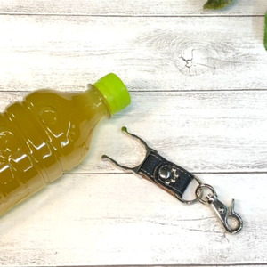 【イタリアンレザー】本革ペットボトルホルダー 牛革 本革 シュリンクレザー ペットボトル ホルダー イタリアン 黒色