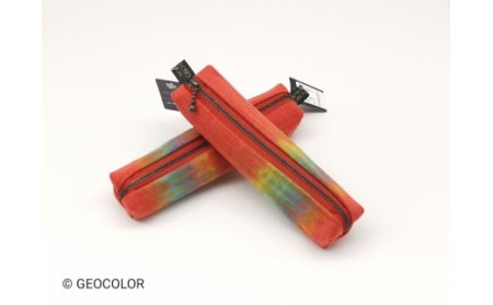八幡平GEOCOLOR ペンケース（暖色系）【どれが届くかお楽しみ】 ／ 地熱染め 筆記具 筆記用具 大人 小物入れ 筆箱 ふでばこ ポーチ 筆入れ 手絞り 手染め 染物 染め物 お土産 ご当地 人気