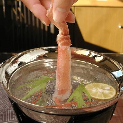 ふるさと納税 根室市 生でも食べれるズワイかにしゃぶセット500g×2P D-45001