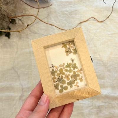 ふるさと納税 赤磐市 紫陽花の押し花フレーム 10cm×7.7cm 雑貨 icegreen[NO5765-1135] |  | 01