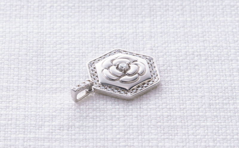 【高島屋選定品】純プラチナ(PT999) ダイヤモンド ペンダントトップ (ダイヤ合計0.20ct) TUC0022