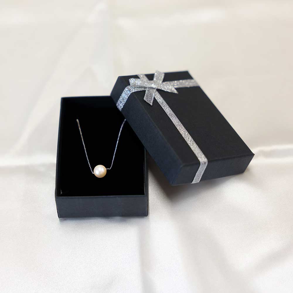 あこや本真珠 シルバーチェーン ネックレス（8.5mm～8.9mm）ホワイトピンクカラー 簡易保管ケース付 ペンダント パール アクセサリー プレゼント 母の日 贈り物 ギフト 6月誕生石 かわいい 