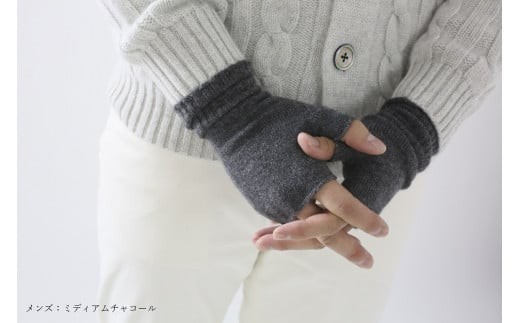 返礼品としてもトップクラスの人気を誇るカシミアの魅力を是非ご堪能下さい。