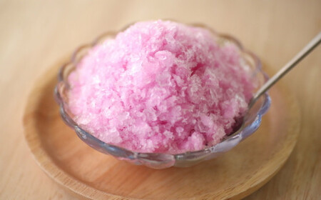 【四国一小さなまちのアイス屋さん】≪松崎冷菓≫  昔づくり袋氷いちご１２個入り