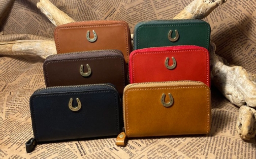 蹄鉄付きラウンドファスナーコインケース　（ダークブラウン） 　栗東市 / 株式会社ブルズエフ [BIAU407]