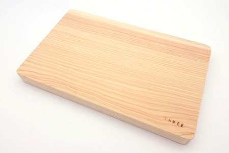 那賀ヒノキのまな板（小）【防カビ 抗菌作用 木材 木製 木製品 ひのき 檜 桧 キッチングッズ 調理器具 木のまな板 木製まな板 おしゃれ プレゼント】TR-1-2