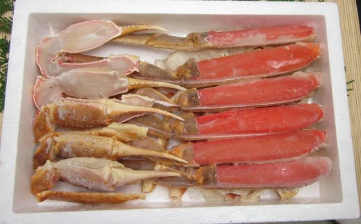 生ずわい蟹 1kg（ハーフポーション「カット済み」）「かに鍋・かにしゃぶ・海鮮BBQにオススメ」 カニ ズワイガニ むき身 しゃぶしゃぶ カニ鍋 バーベキュー 簡単調理 冷凍 大阪府 阪南市