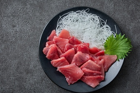 a12-259　天然 南まぐろ 切落し 1kg