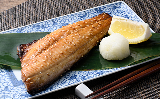 【ふるさと納税】佐々木商店のホッケ醤油干し(2枚入り 1パック)×4袋セット岩手県 山田町 三陸 干物 魚 肴 𩸽 ほっけ ホッケ  YD-979