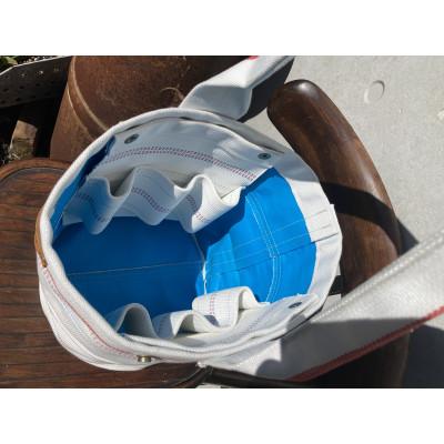 ふるさと納税 近江八幡市 hito+(ヒトプラス)　消防ホースアップサイクル【バケツ型バッグ】白ベース |  | 03