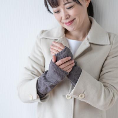 ふるさと納税 泉大津市 天然の美容繊維　シルク　アームウォーマー　グレーブラウン　男女兼用 |  | 03