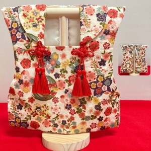 【1.白色系（桜・牡丹・紅葉）】【選べる8色】ベビーお祝い着(被布)