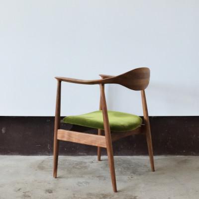 ふるさと納税 小野市 アームチェア　ウォールナット　モケットグリーン |  | 03