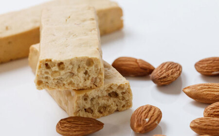 【3回定期便】SOYConcept ヴィーガン対応大豆プロテインバー 3種 低糖質 ソイバー 低カロリー 岐阜市/長良園 [ANAK004]