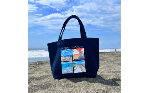 湘南・茅ヶ崎で描く、海を感じるイラストアート 『湘南ランドスケープ：トートバッグ　Sサイズ』 /風景 犬 猫 サザンC ビーチ