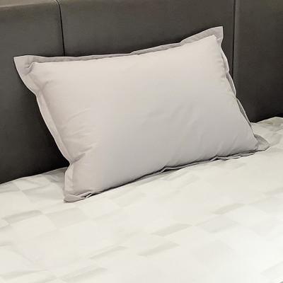 ふるさと納税 西郷村 吸湿放湿性に優れたスタンダードな羽根枕(グレー) |  | 01