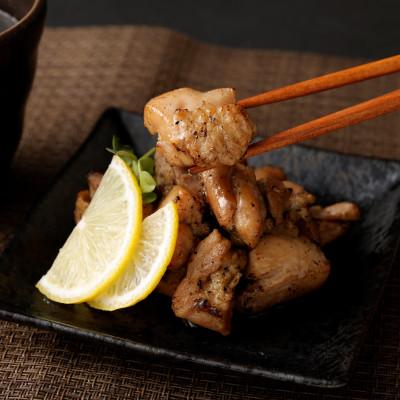 ふるさと納税 えびの市 【えびチャン本店】　鶏肉炭火焼き(真空パック185g×4袋)