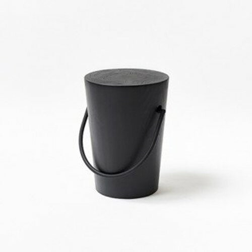 【ふるさと納税】【FIL】ハンドルスツール -スミ リミテッド- MASS Series Handle Stool -SUMI LIMITED-　小国杉 スツール ハンドルスツール チェアー チェア ローチェア 椅子 インテリア 家具 木製 無垢材 炭 黒 リビング ダイニング Foreque 熊本 阿蘇 南小国町 送料無料