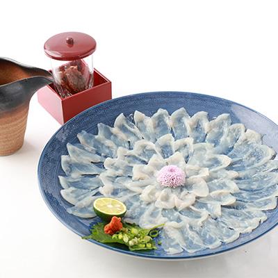ふるさと納税 富田林市 【冷蔵】国産活けとらふぐてっさ・ひれセット　約4〜5人前　ヒレ酒も楽しめます!【配送不可エリア注意】 |  | 01