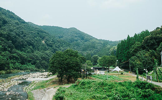 【COMMON IDOE 井戸江峡キャンプ場】ご宿泊割引券 3,000円分