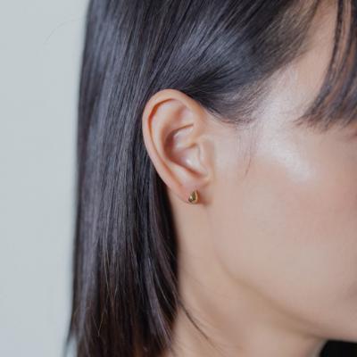 ふるさと納税 甲府市 【甲府ジュエリー】K18　しずくピアス　5×7mm(19701927) |  | 02