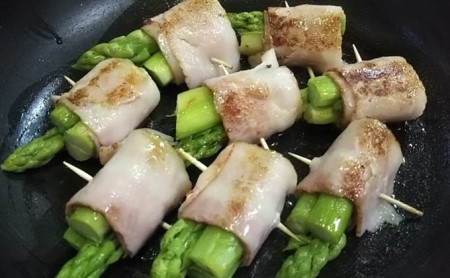 令和6年産　はなまる農園の乳酸菌入り アスパラ【さぬきのめざめ1kg】太め2L～３L