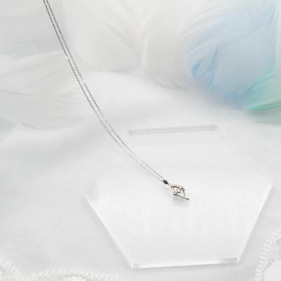 ふるさと納税 昭和町 PT900/PT850 0.01ct ダイヤモンド ペンダントネックレス HH-019747 |  | 02