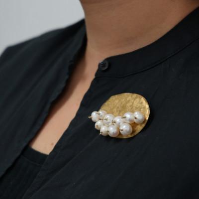 ふるさと納税 長和町 RYONA SONG ブローチ　月と星モチーフ　ハンドメイドアクセサリー |  | 01