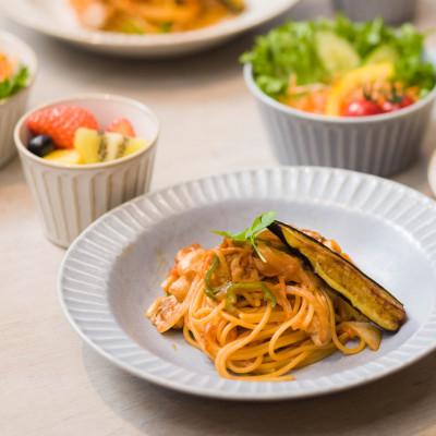 ふるさと納税 瑞浪市 【美濃焼(みずなみ焼)】しのぎカレー皿&カップ各2個 (くすみグレー)　4個セット |  | 03