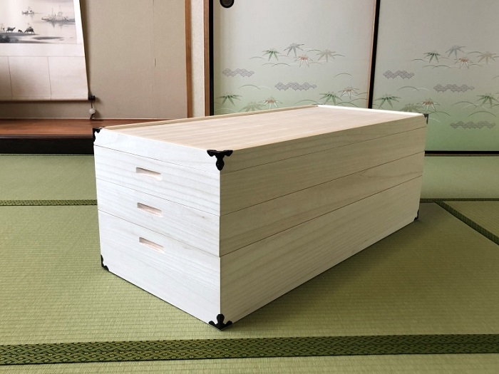 桐たんす 着物収納の定番 総桐衣装ケース3段：B650-005