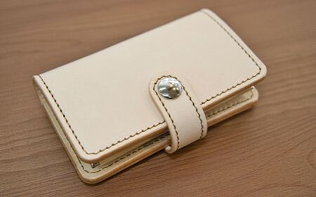 レール式コインケース【キャメル】各コインをキッチリ収納できる小さなお財布！