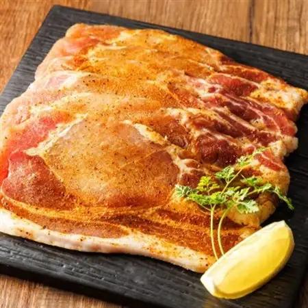 北海道産 豚肉 味付き スパイシーポーク(カレー味)50g×6枚_北海道産 豚肉 ポーク カレー味 フライパン スパイシー カレー ジョイパックチキン 一人暮らし セット おかず 小分け 冷凍 肉 絶