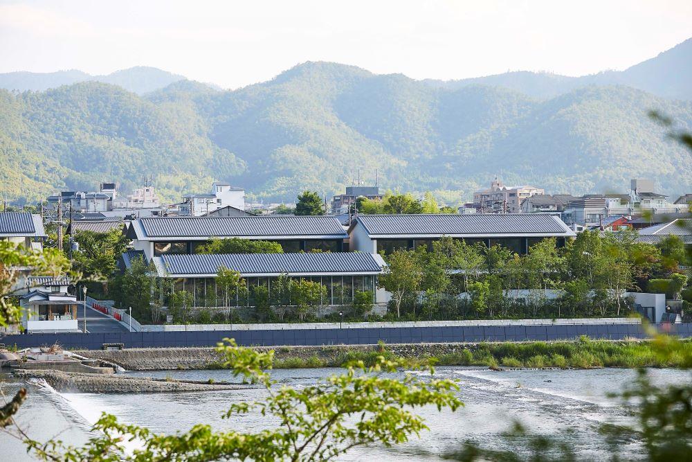 【MUNI KYOTO】ふるさと納税ギフトチケット3万円×2枚セット［ 京都 嵐山 ミシュラン フレンチ ホテル 割引 チケット 宿泊券 ギフト券 人気 おすすめ グルメ 宿泊 旅行 観光 宿 渡月橋