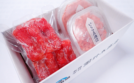 根室海鮮市場＜直送＞いくら醤油漬(鮭卵)70g×2P、辛子明太子300g A-28153