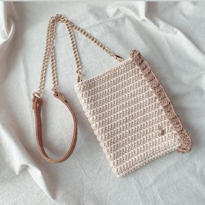 ふるさと納税 佐野市 手編みスマホショルダー(フリルタイプ) ベージュ×アーモンド  ショルダーストラップ付き