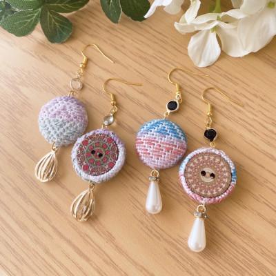 ふるさと納税 青森市 手作りの一点物 つがるこぎん刺しピアス |  | 01