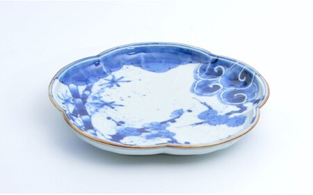 有田焼 松竹梅 花形8寸皿【まるぶん】食器 器 うつわ 皿 盛皿 メイン皿 パスタ皿 デザート皿 プレート ワンプレート 染付 花形 40000円 A40-429