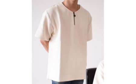 生地の強靭さにこだわったファスナーTシャツ　九櫻ロゴチャーム付き　生成 M
