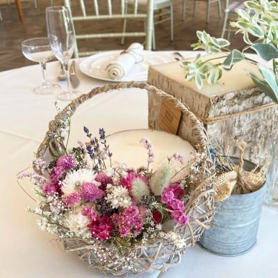 ふるさと納税 茅野市 信州八ヶ岳の麓から贈るドライフラワーアレンジメントS(ピンク) |  | 02