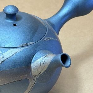 徳太作　15号黒長丸銀彩急須　9-121｜陶器 やきもの 焼き物 手作り 職人 丸よ小泉 愛知県 常滑市